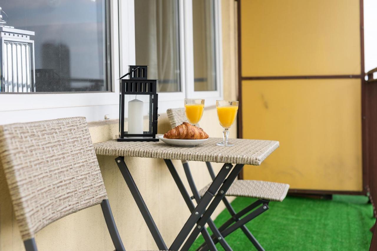Apartament Swietokrzyska By Your Freedom Varşova Dış mekan fotoğraf